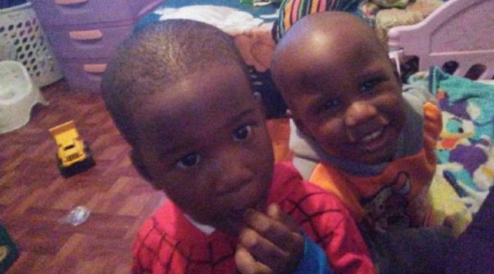 Fallecen dos hermanos gemelos en trágico incendio