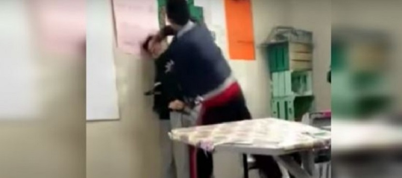 VIDEO Padres exhiben caso de bullying en secundaria