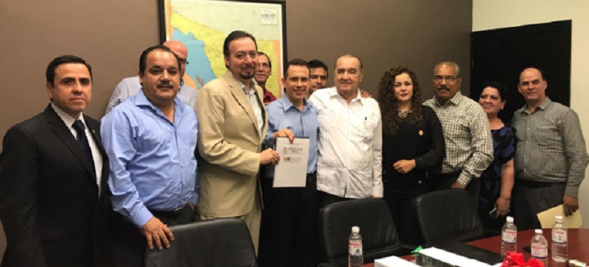 Se reúnen miembros de CONCAAM con Fiscal General de Justicia en Sonora