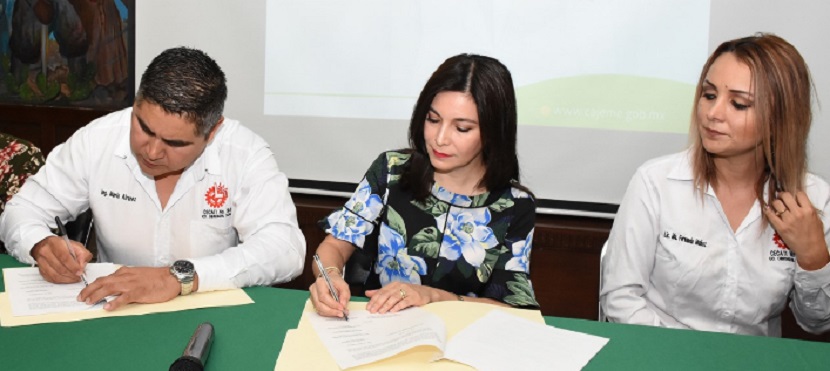 Firman convenio de colaboración DIF Cajeme y CECATI 94