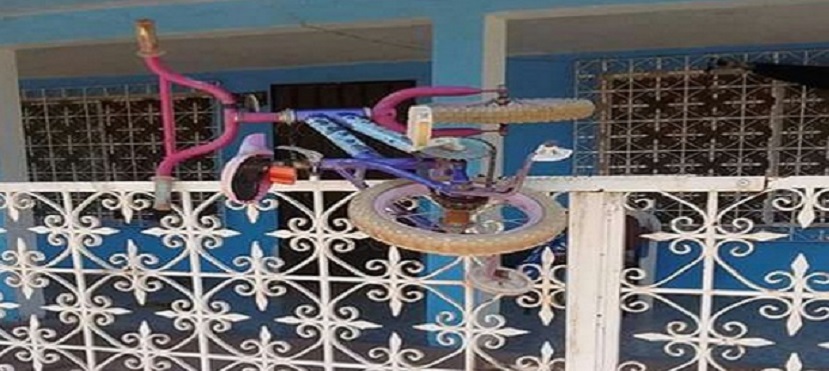 Niña de siete años intenta robar bici; vecinos piden intervención del DIF