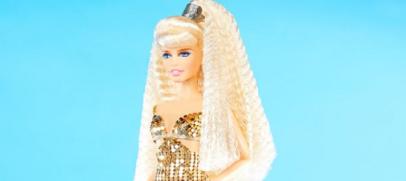Barbie crea muñeca de Claudia Schiffer  en homenaje por sus 30 años de modelo