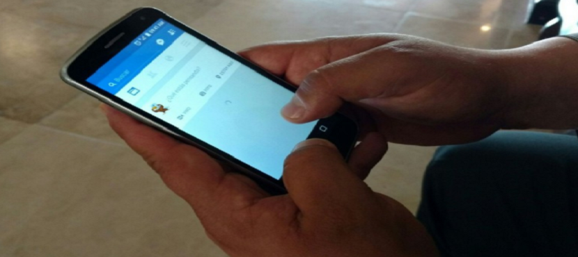 Padre crea app que bloquea el celular de su hijo hasta que le conteste