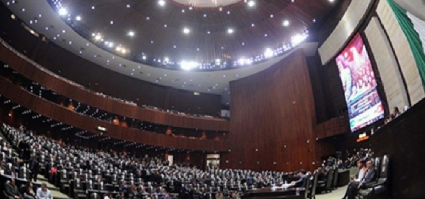 Senadores critican a AMLO por no participar en debates en intercampaña