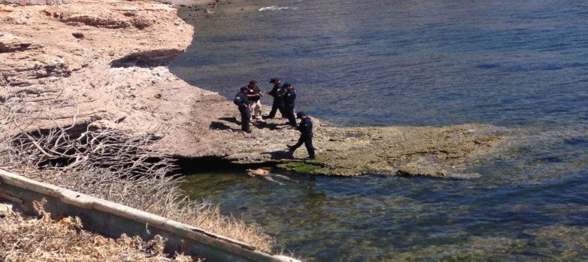 Encuentran cuerpo flotando en playa San Carlos