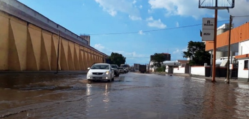 Calles Jalisco y Sufragio no pasan prueba de la lluvia