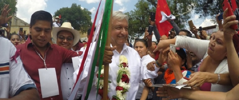 López Obrador, primer presidente de México que recibirá Bastón de Mando