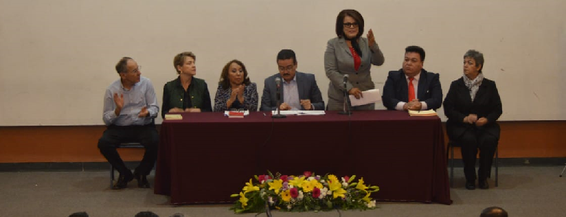 Diputada Magdalena Uribe propone trabajar juntos para erradicar el analfabetismo