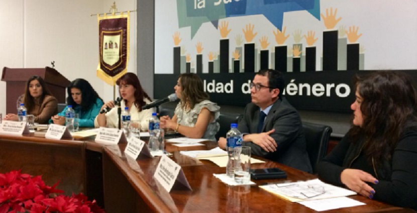 Participa Fiscal General de Justicia del Estado, Claudia Indira Contreras Córdova en panel “Debates desde la Judicatura”
