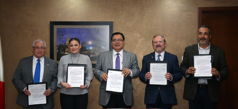 Firma convenio SPMA  con Alianza Universitaria