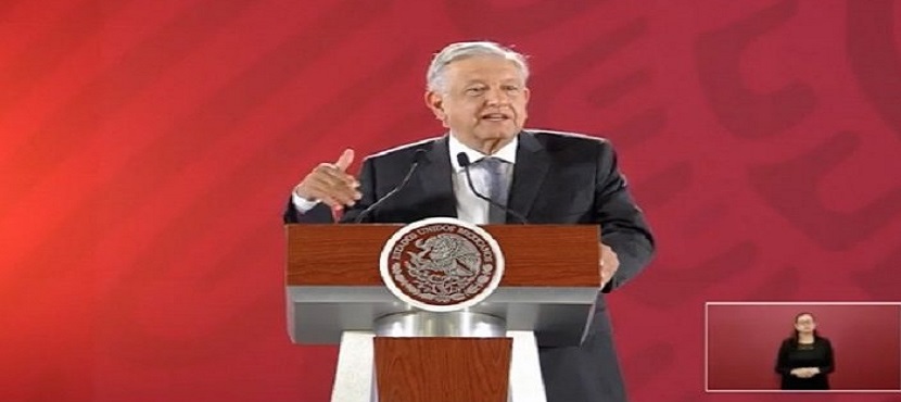 López Obrador plantea veda de 10 años a “chapulines fifís”