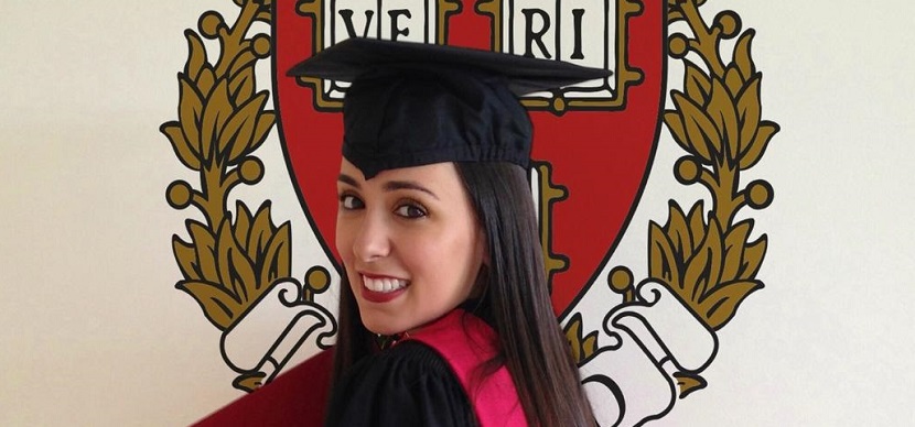 Hanna Jaff se gradúa de la Universidad de Harvard en 2014