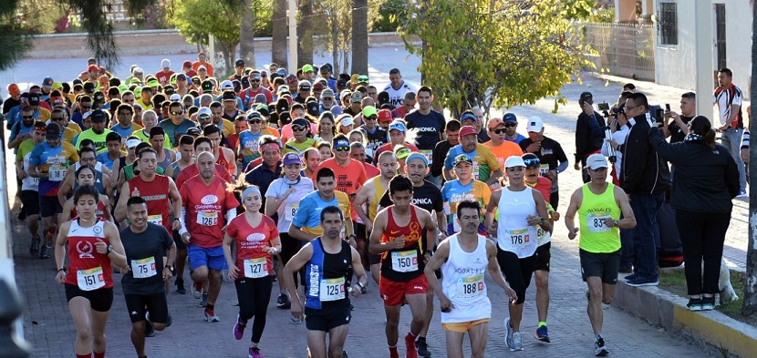 Participan más de 500 corredores en el 2do 21k Trail en el Río Sonora