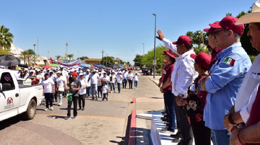 Encabeza alcalde Mariscal Alvarado desfile por el Día del Trabajo