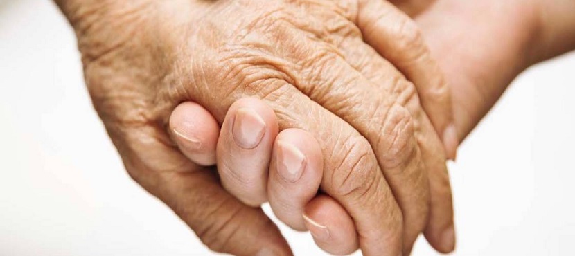 Llama Secretario de Salud a detectar síntomas de Alzheimer en adultos mayores