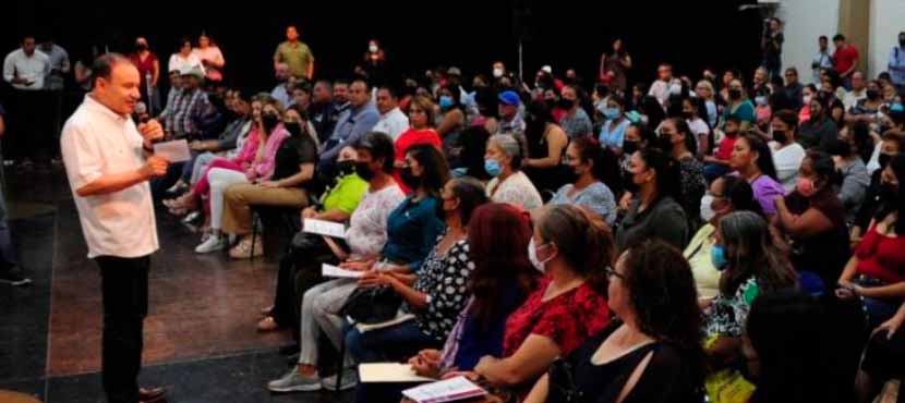 Asume gobernador Alfonso Durazo compromiso de apoyar a más jefas de familia de Sonora