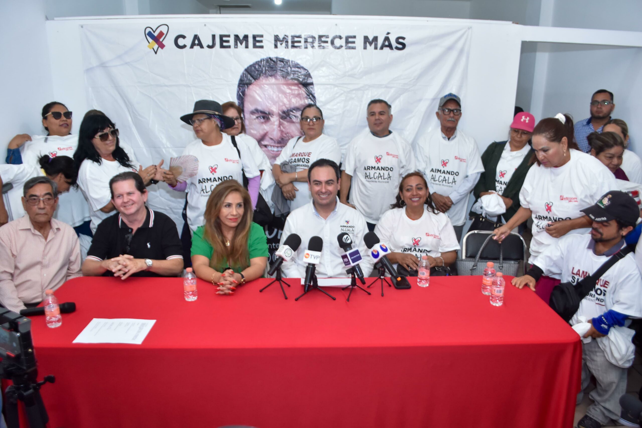 Unión sin precedentes en Cajeme apoyando a Armando Alcalá