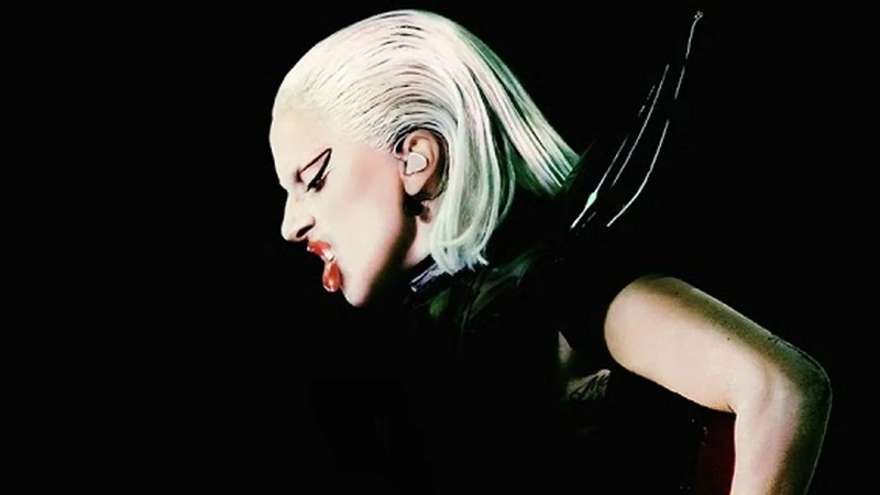 “Gaga Chromatica Ball” en HBO: Un Espectáculo que Desborda Energía y Talento