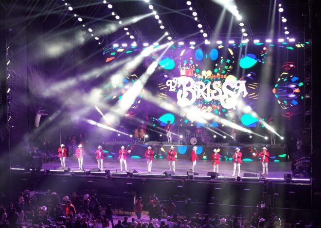 Gran bailazo con Su Majestad La Brissa en el Estadio Yaquis