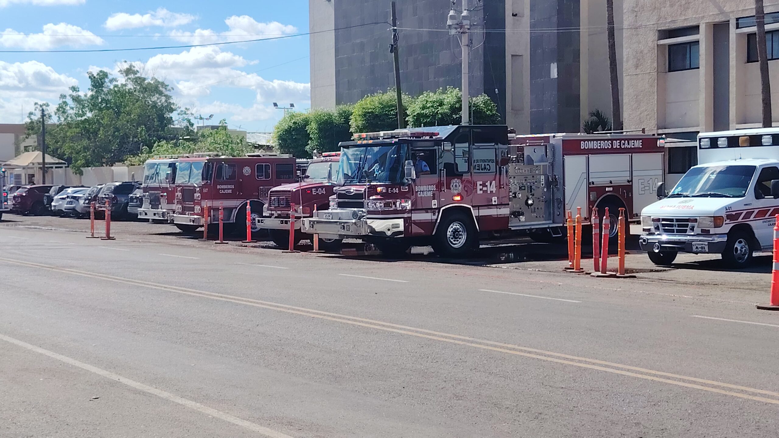 Bomberos de Cajeme celebran 76 años