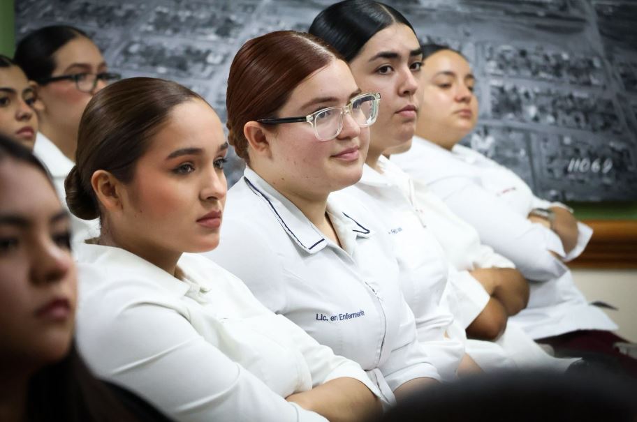 Reconocimiento a Pasantes del Ayuntamiento por su Servicio Social