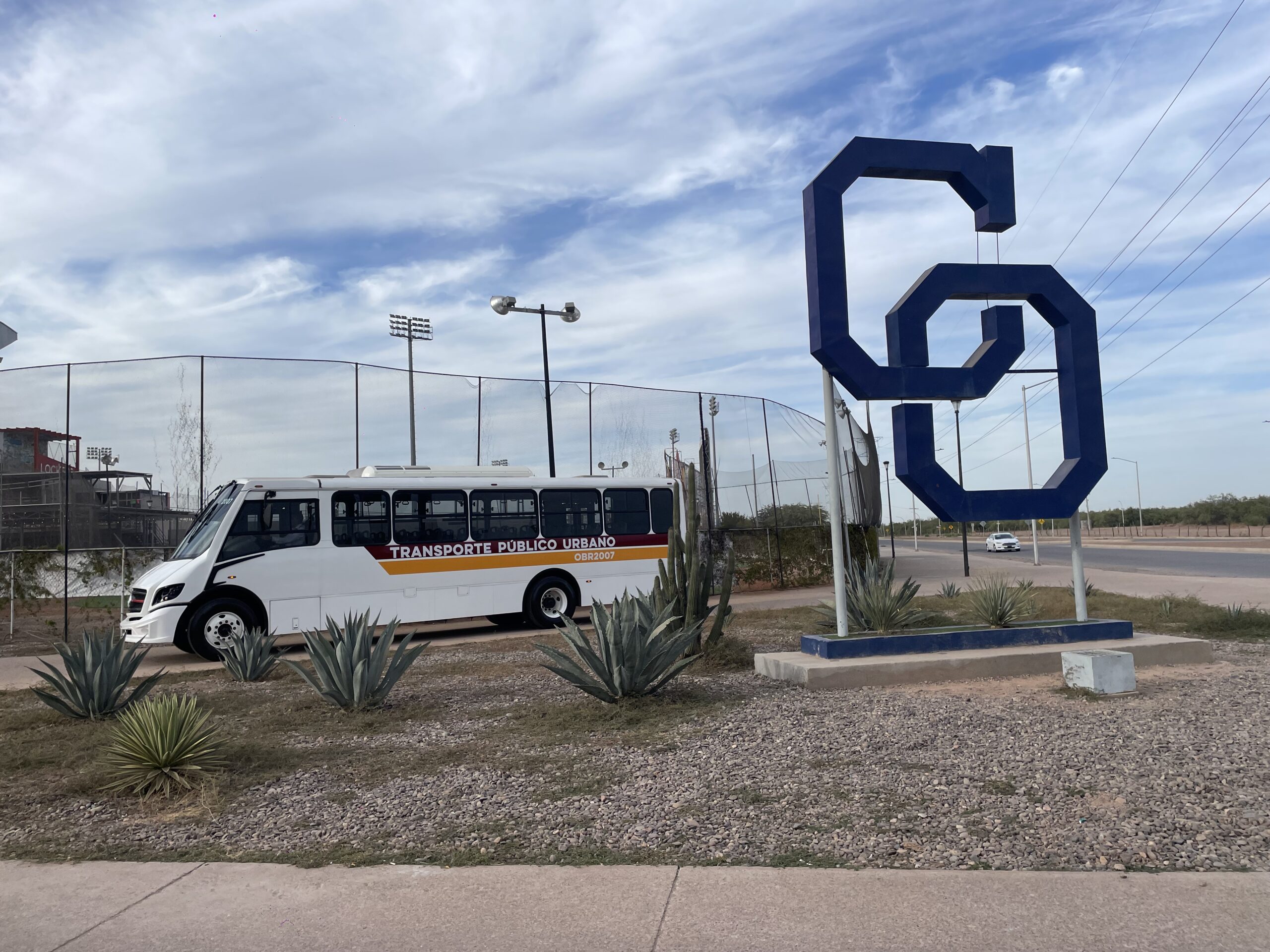 ¿Dos pasajes gratis? Sí… pero tramita tu credencial