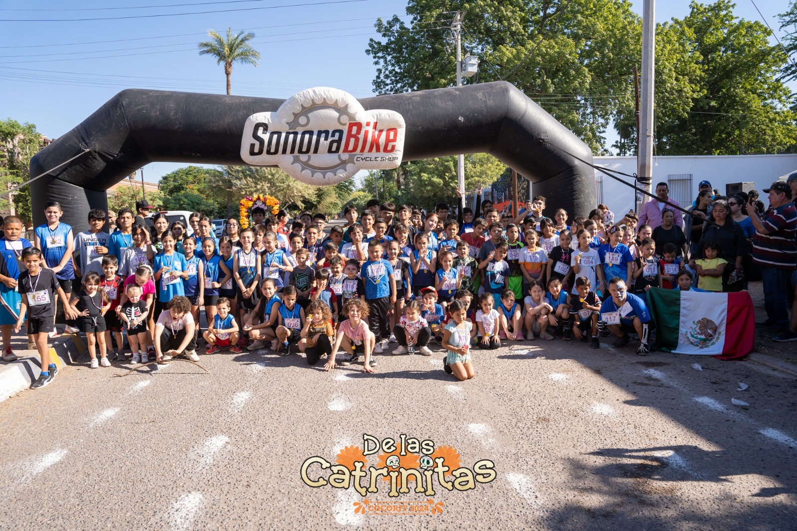 Mini runners con calaverita: ¡Cócirit se pone deportivo!
