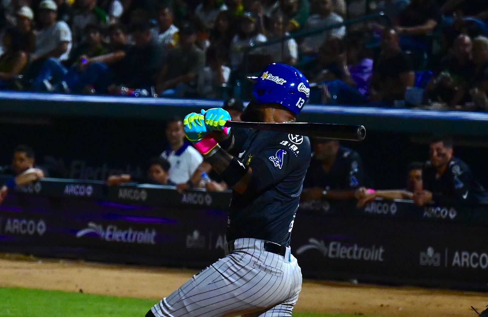 Yaquis cae ante Cañeros en el arranque de la temporada 2025-2026