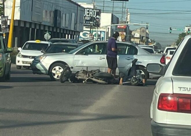 Motociclista accidentado en Ciudad Obregón manda mensaje desde el suelo para avisar que llegará tarde