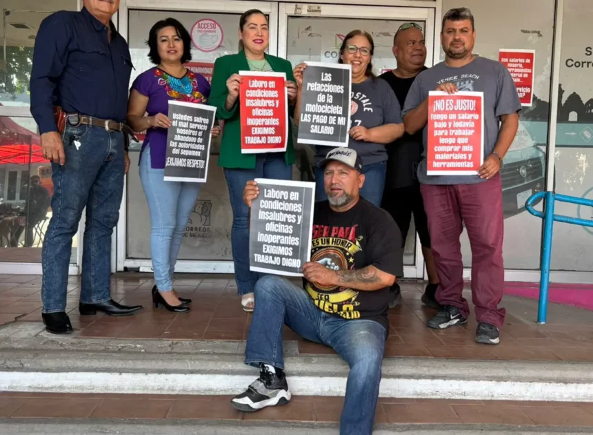 Empleados de Correos de México en Obregón realizan manifestación pacífica por aumento salarial y mejores insumos
