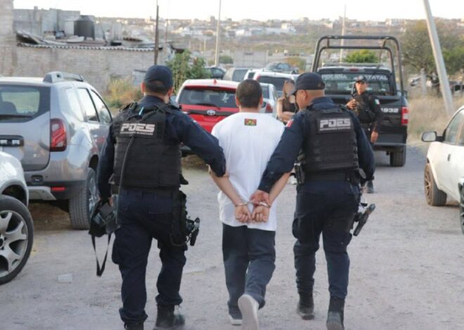 Denuncian a presuntos ministeriales por detener a un hombre y a un menor tras negarse a vender su vehículo