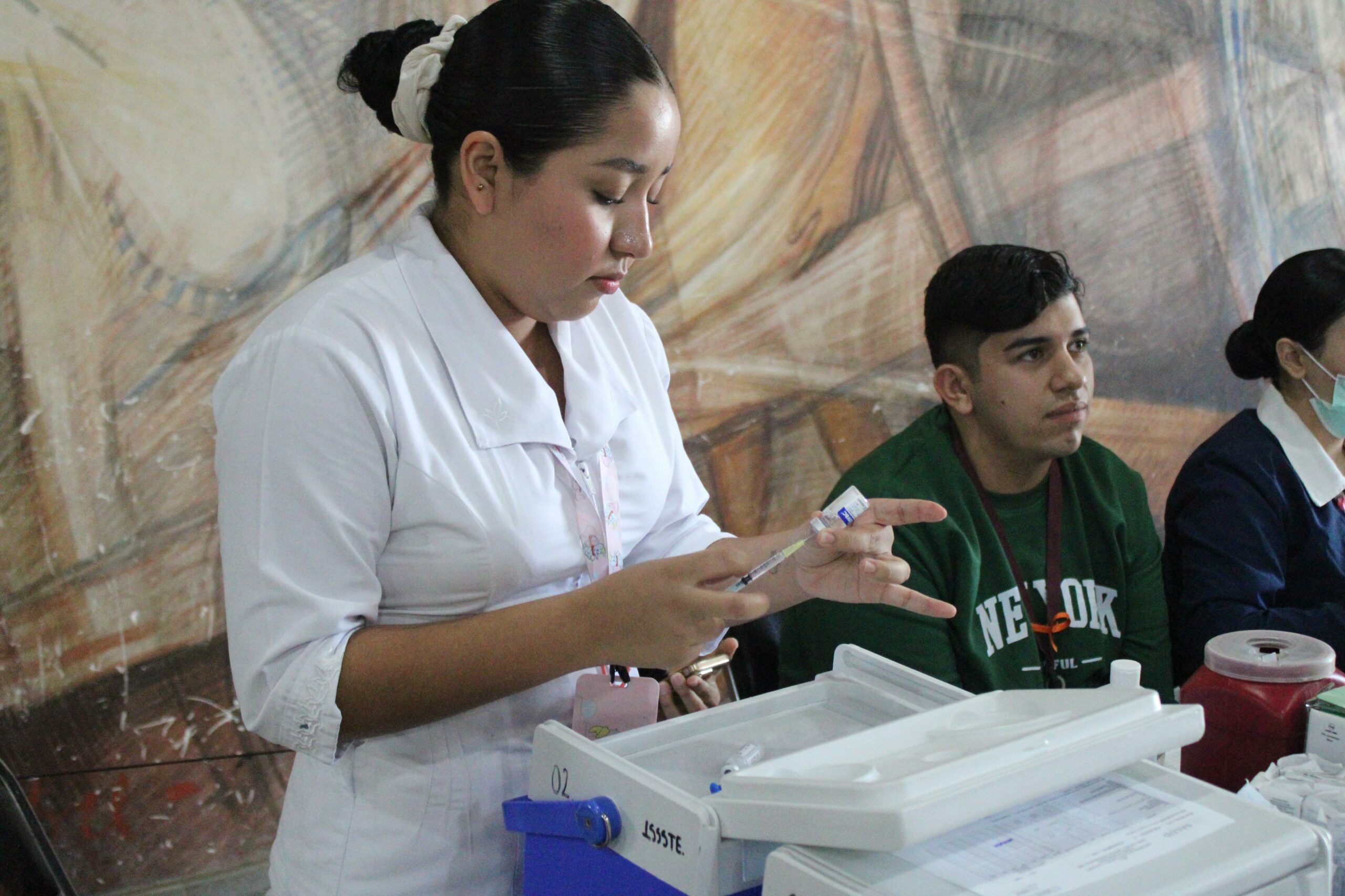 Más de 100 cajemenses se benefician con módulo de salud en el Ayuntamiento