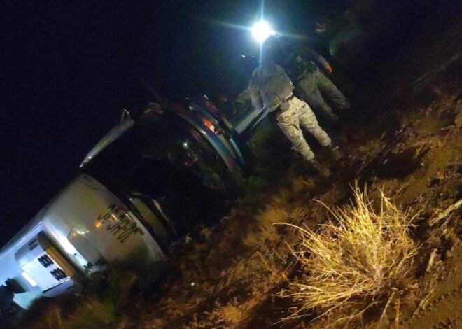 Accidente con autobús de Albatros Autobuses deja una víctima fatal y decenas de heridos