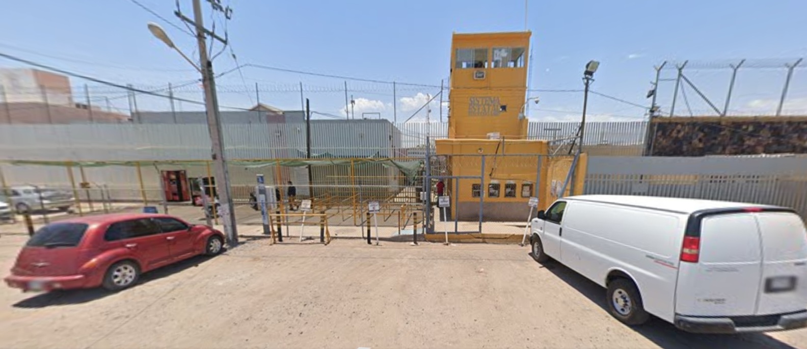 Denuncian presuntas extorsiones a familiares de internos en Cereso de Obregón