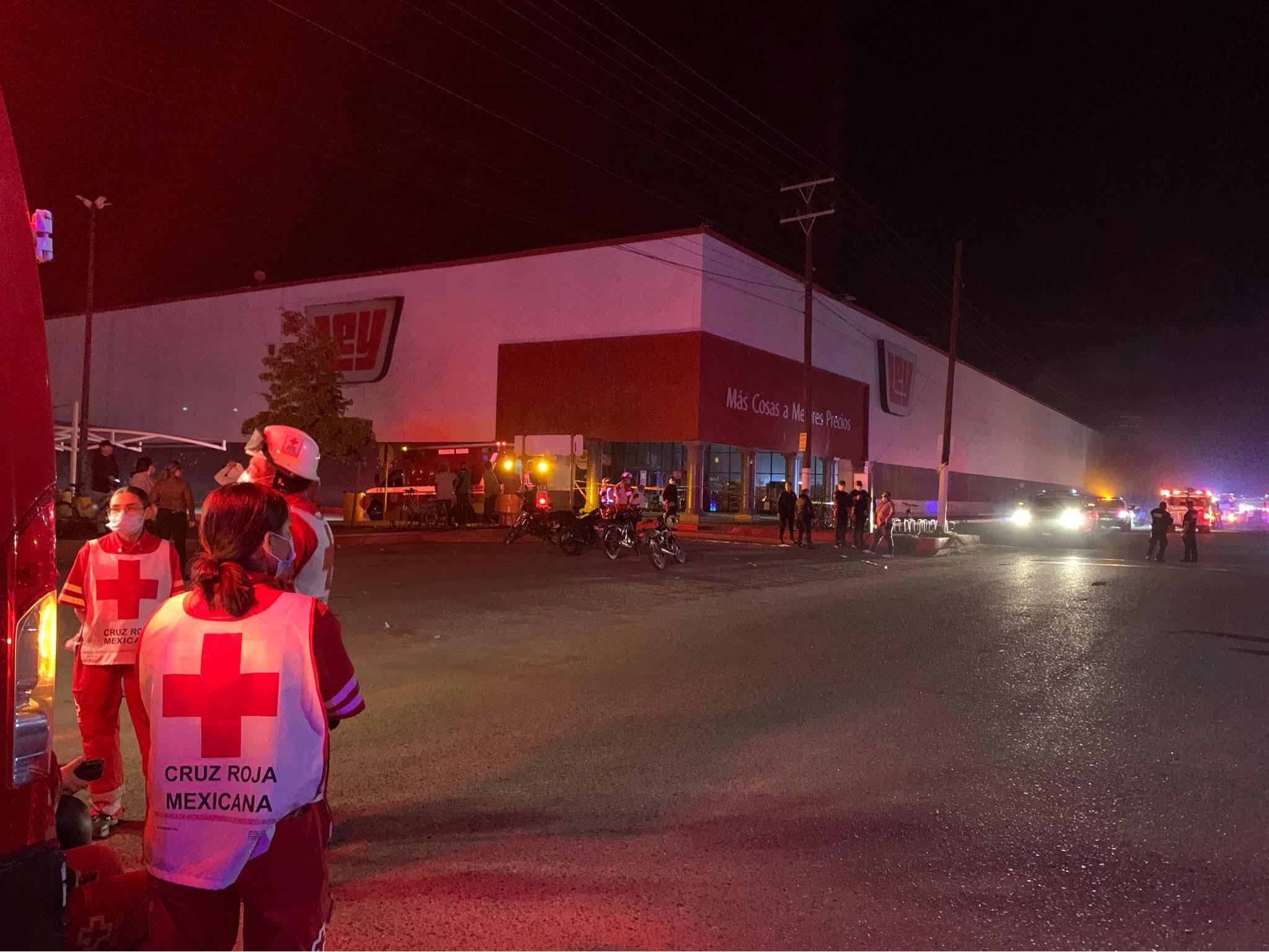 Incendio en tienda Ley de Huatabampo activa alerta y refuerza llamado a la prevención