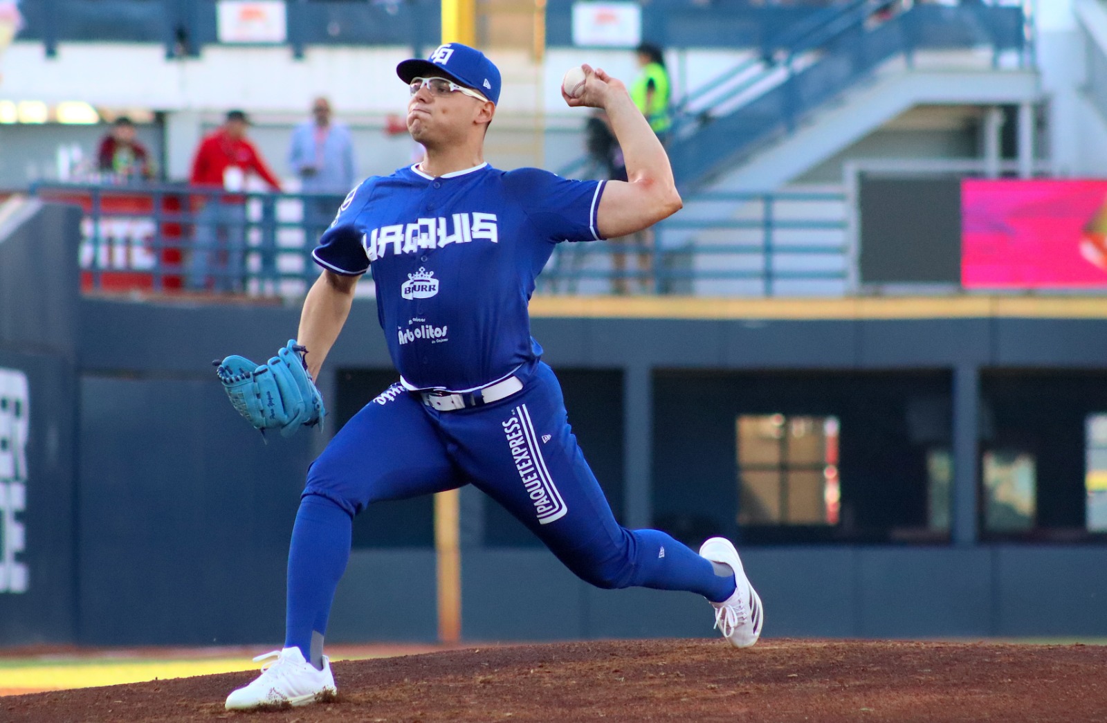 Playoffs al rojo vivo: Yaquis contra las cuerdas y series al límite