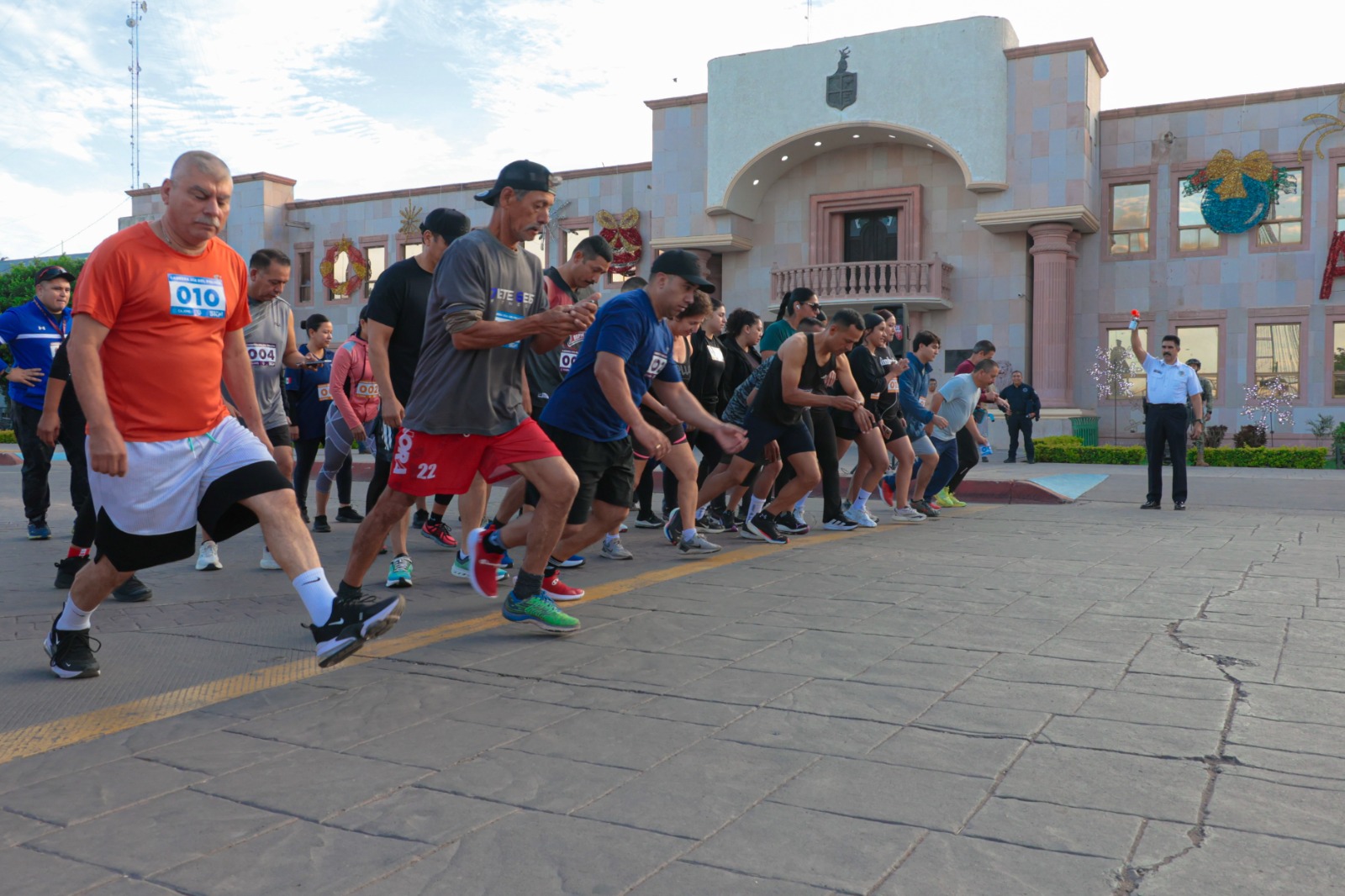 Carrera pedestre abre festejos por el Día del Policía en Cajeme