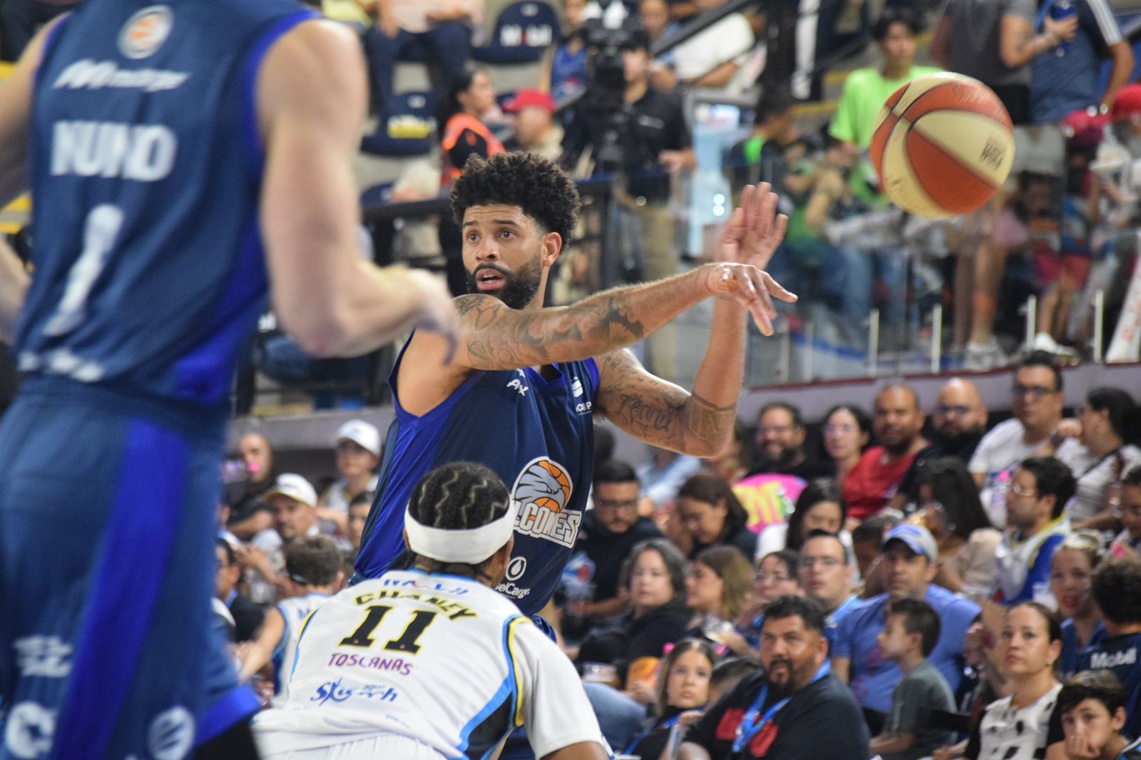 Josh Perkins vuelve a volar con Halcones