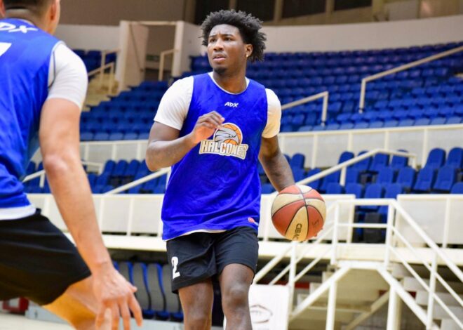 Halcones refuerza su perímetro con Jaden House