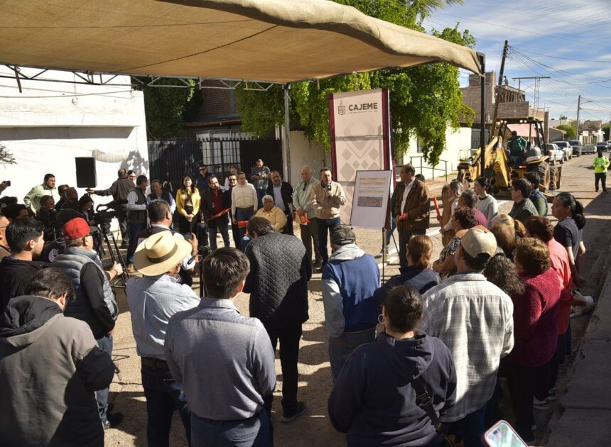 Inician rehabilitación integral de calle en la colonia Cortinas