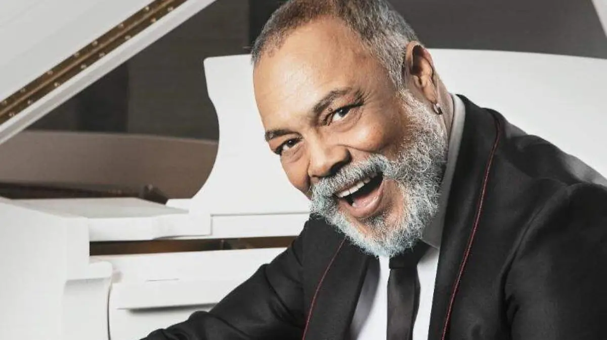 Francisco Céspedes llega con show íntimo a Cajeme