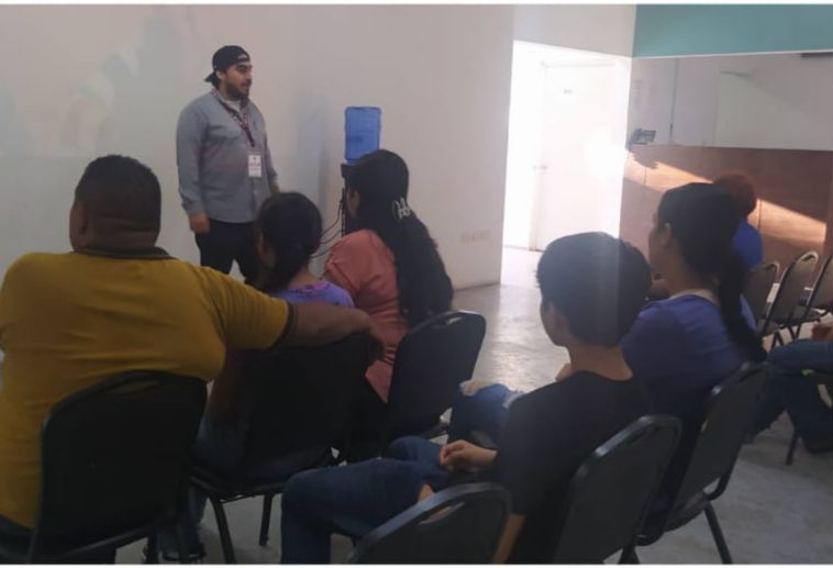 Ofrecen orientación gratuita para familias y adolescentes en OBR