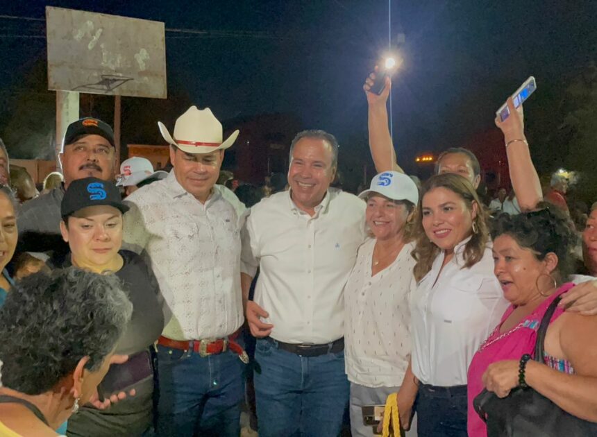 Toño Astiazarán comparte modelo ciudadano en Pueblo Yaqui