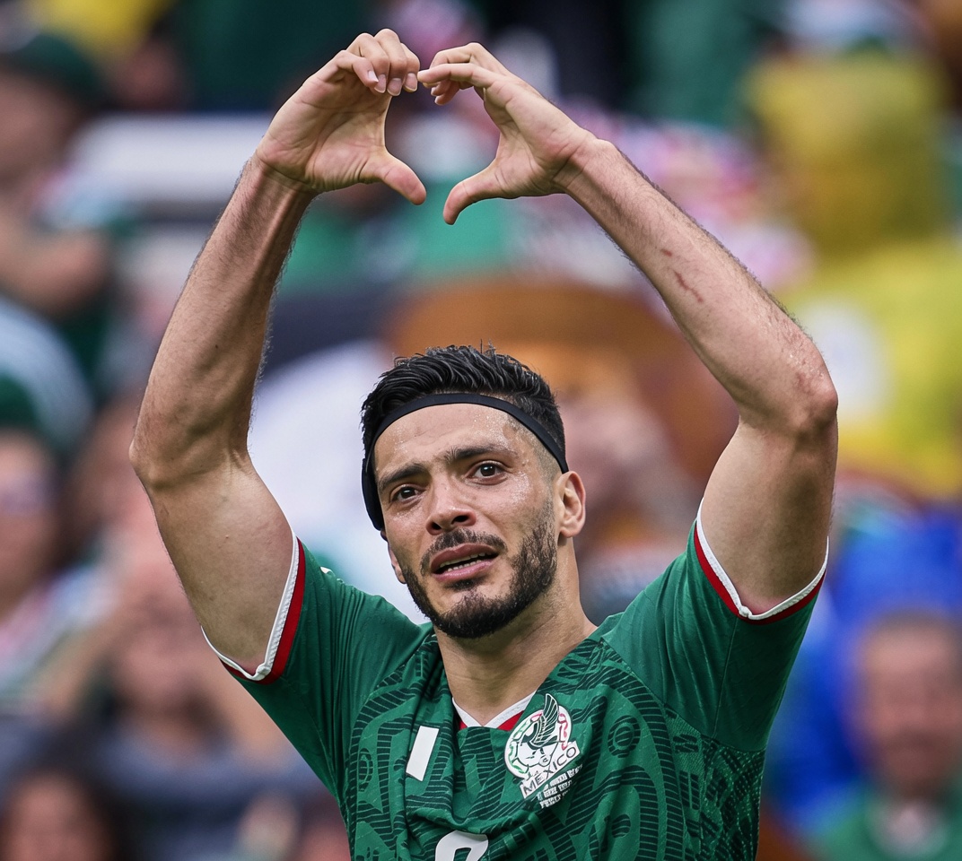 El Tri rompe la maldición en casa