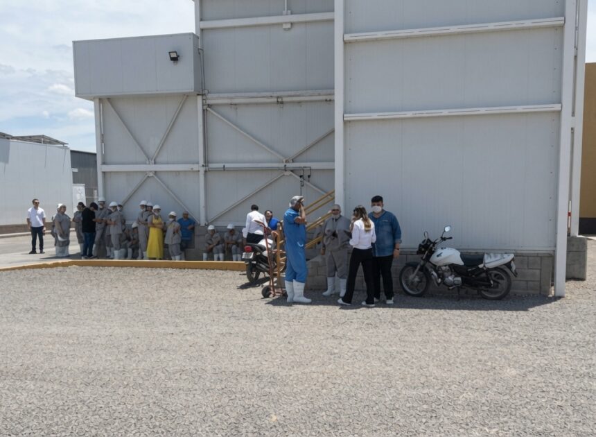 Fuga de amoniaco deja 18 trabajadores afectados en OBR