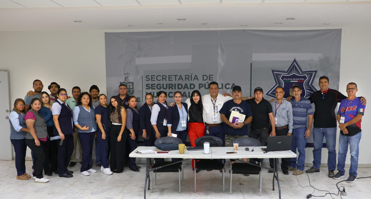 Capacitan a personal de la SSPM para prevenir la violencia digital