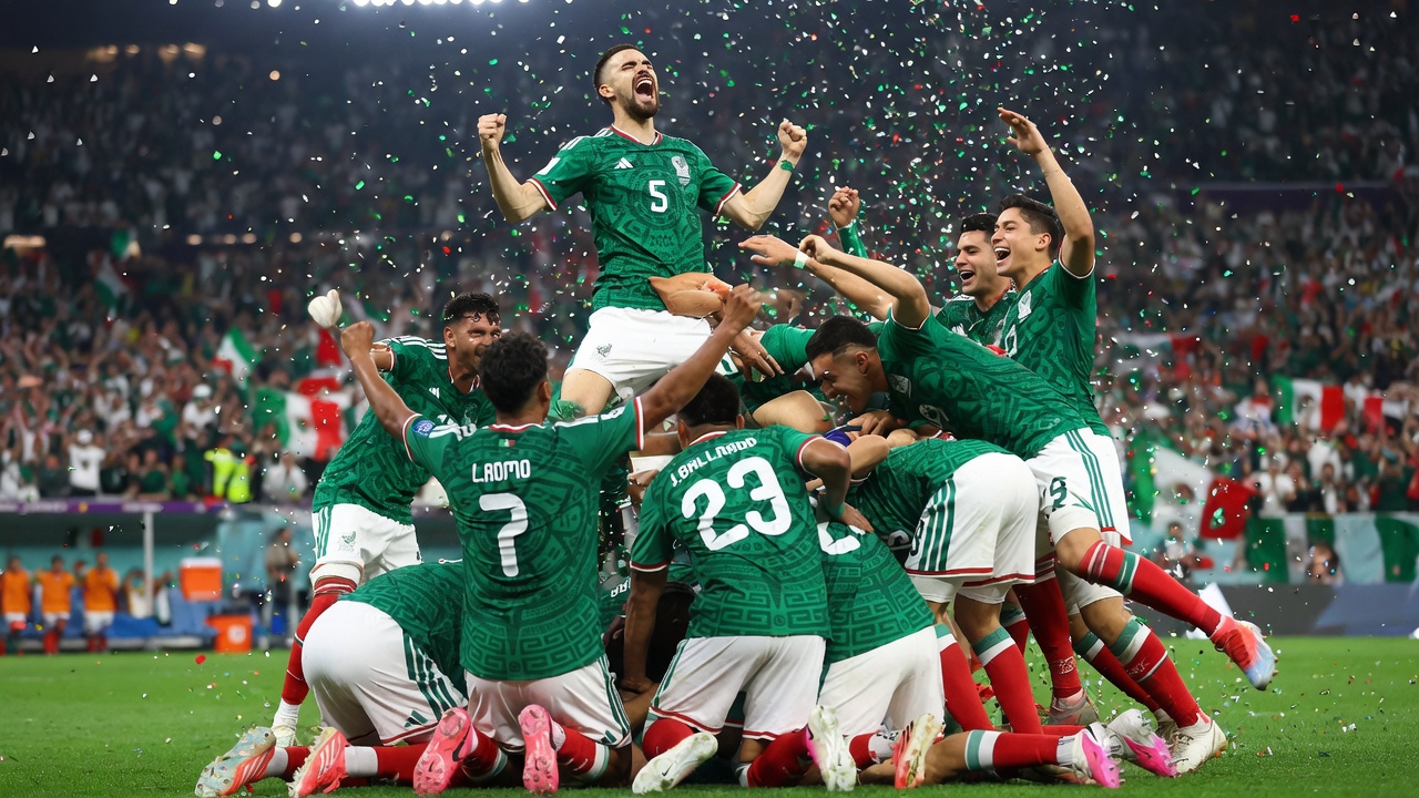 México queda fuera del Mundial tras caer 3-2 ante Inglaterra
